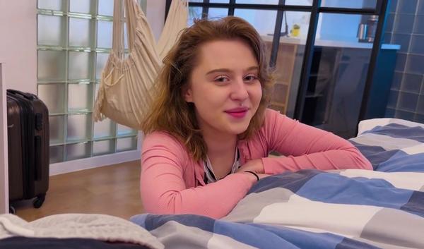 Можно, я с тобой брат, вспомню какой член на вкус? А то так давно не трахалась!