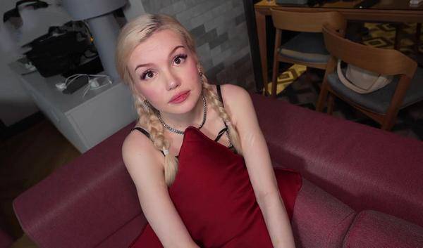 Падчерица случайно отправила отчиму порнуху и пришлось повторять то, что в видео